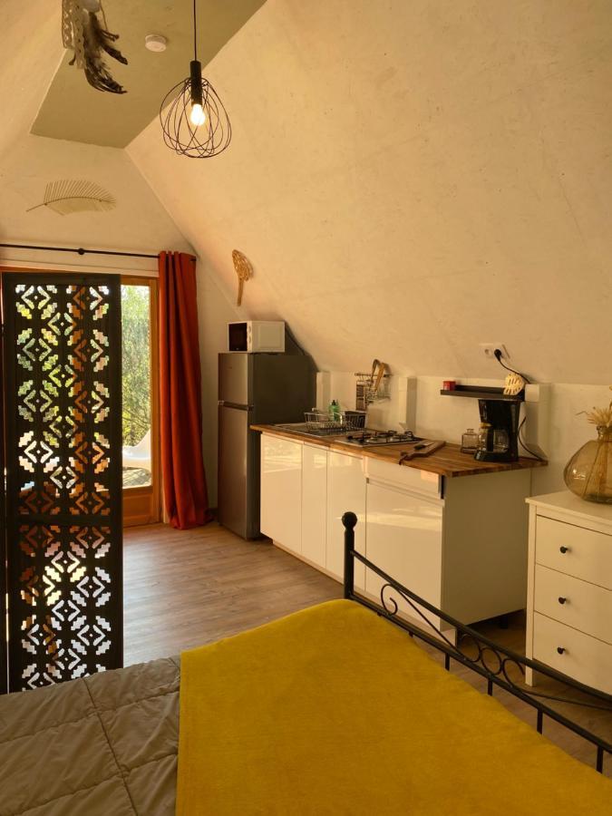 Camping La Peiriere Tuchan ภายนอก รูปภาพ