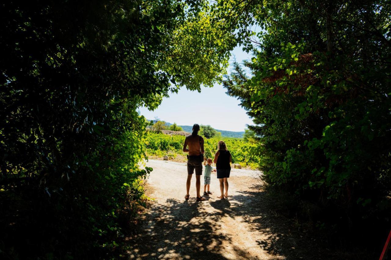 Camping La Peiriere Tuchan ภายนอก รูปภาพ